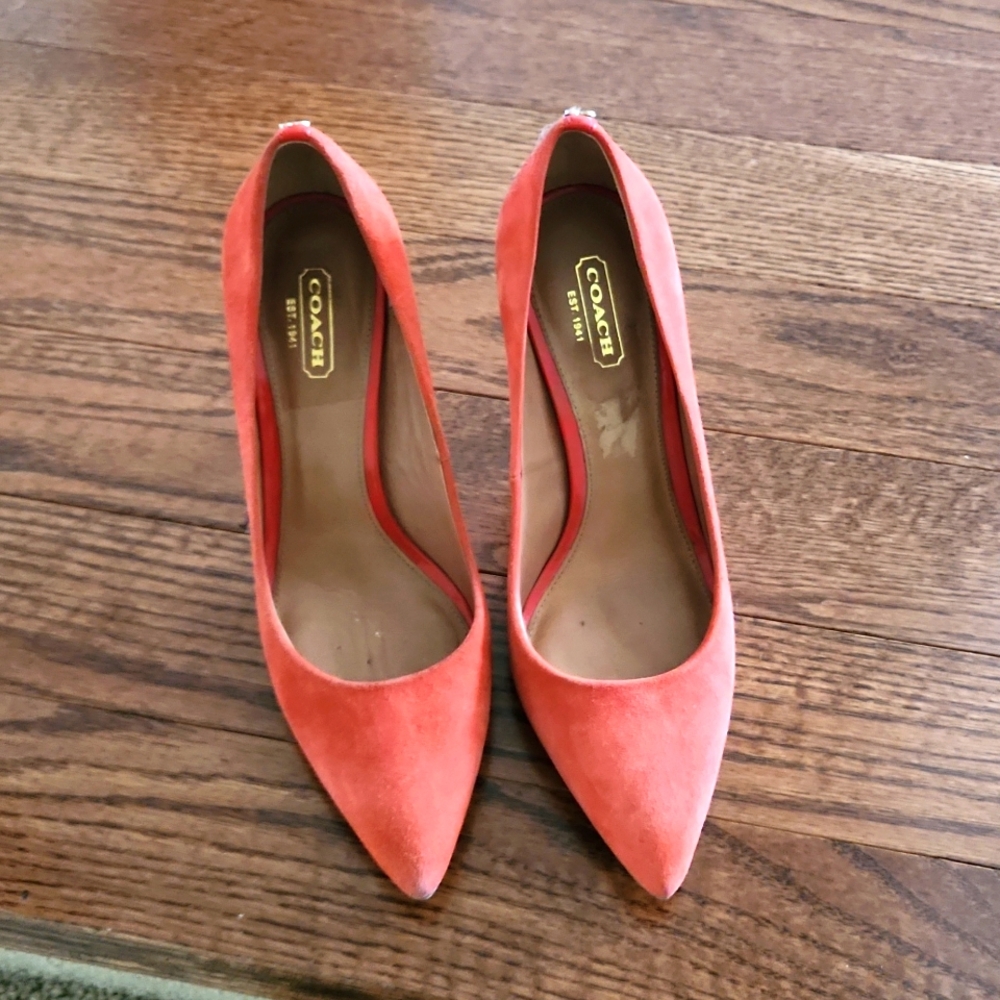 Coach - orange-salmon heels